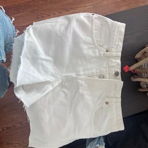 High waist white short